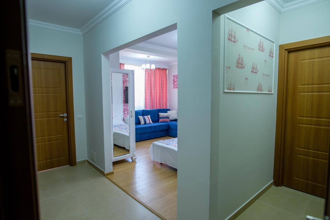 Beach Vibe Apartments Solid Residence Mamaia Eksteriør bilde